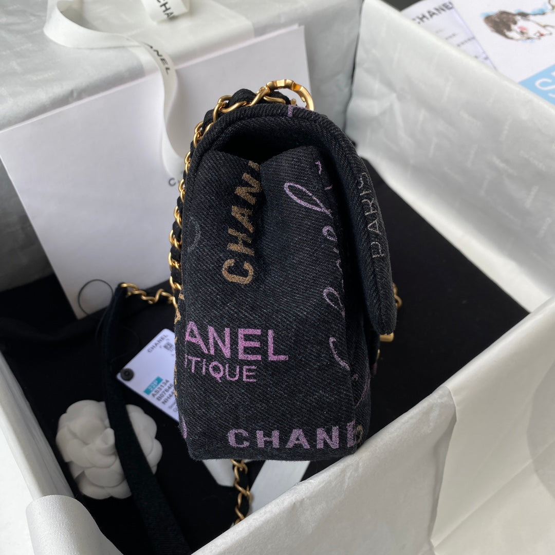 CHANEL Small Flap Bag Black Denim AS3134 - 23 x 14 x 8cm