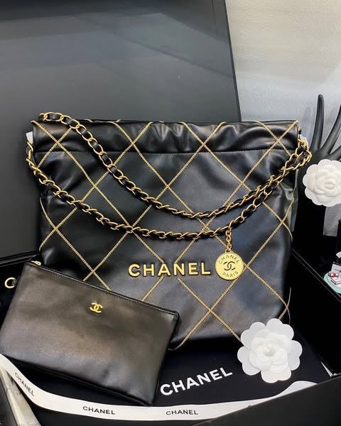 Chanel 22 Handbag 23B Shiny Calfskin Black Chain Quilt 35 x 37 x 7 cm